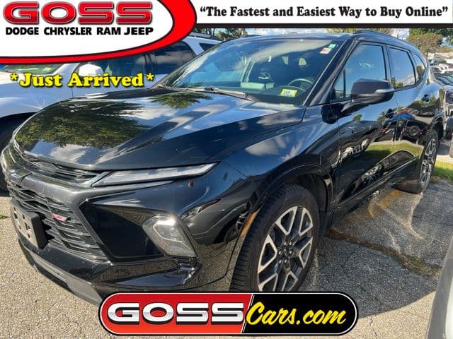 2023 Chevrolet Blazer RS — photo 1 of 4