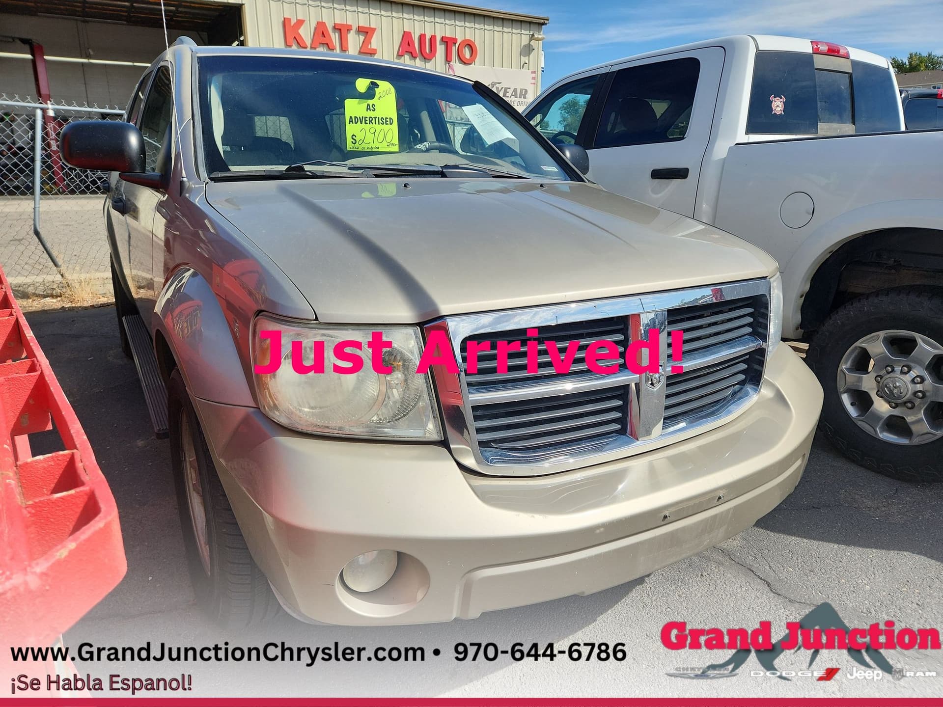 2008 Dodge Durango SLT — photo 1 of 3