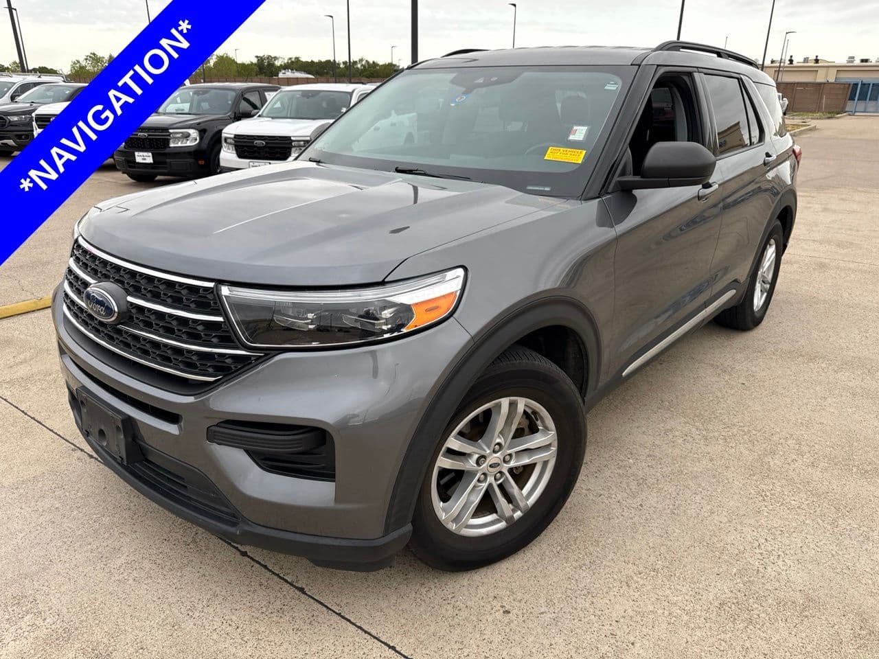 2022 Ford Explorer XLT — photo 1 of 27