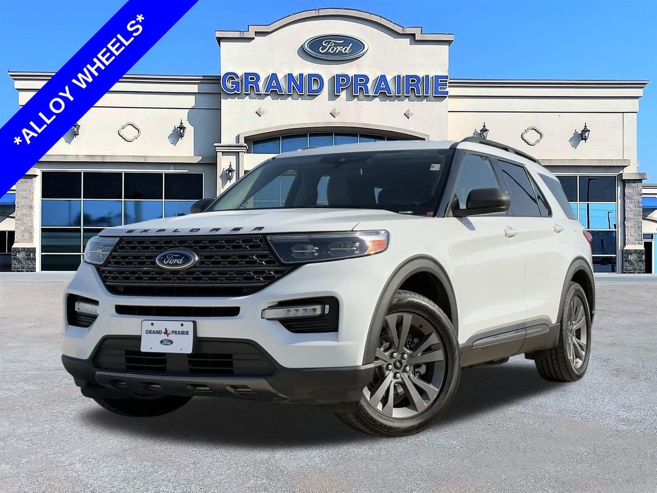 2021 Ford Explorer XLT — photo 1 of 29