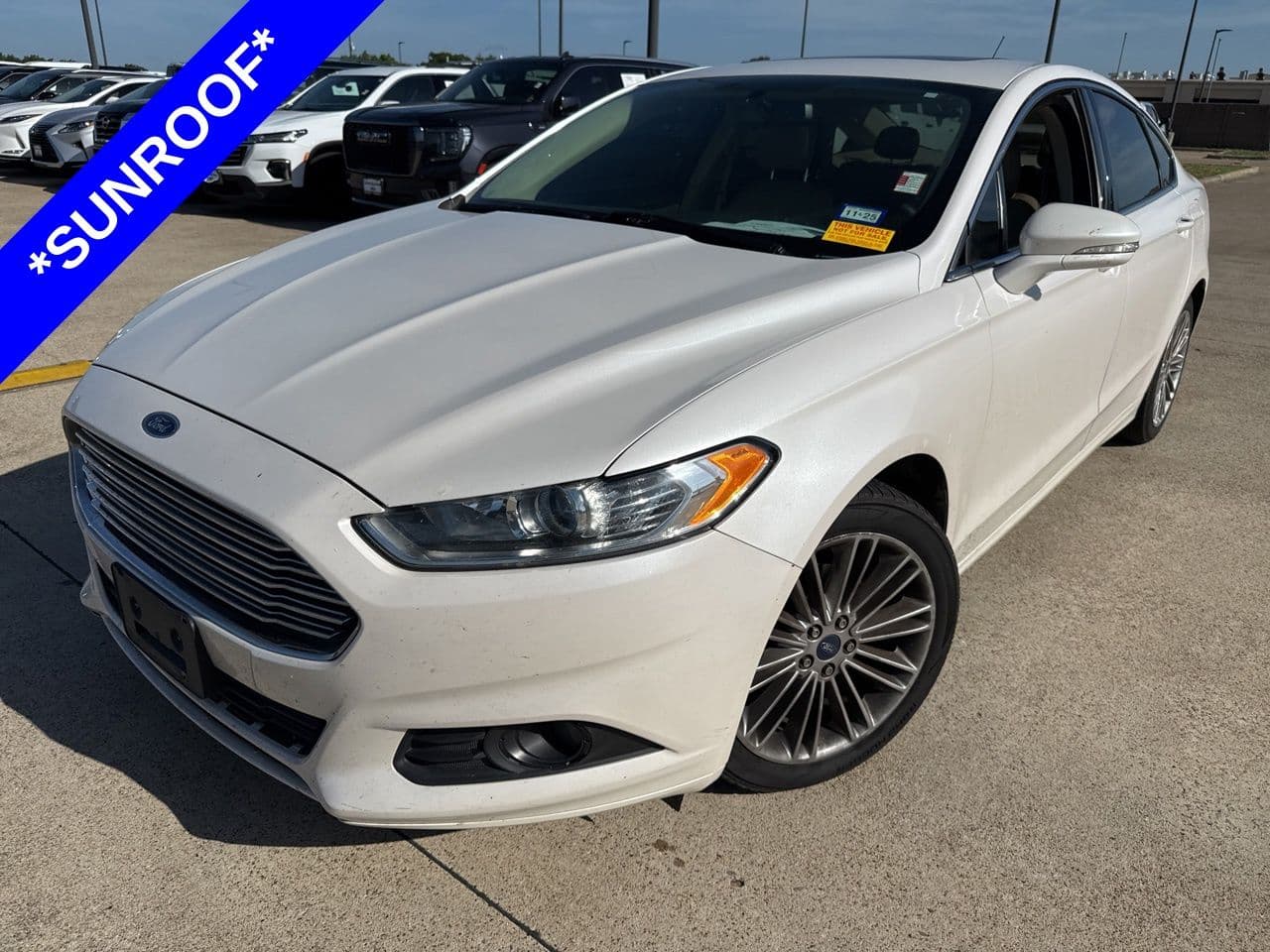 Foto de 2014 Ford Fusion SE