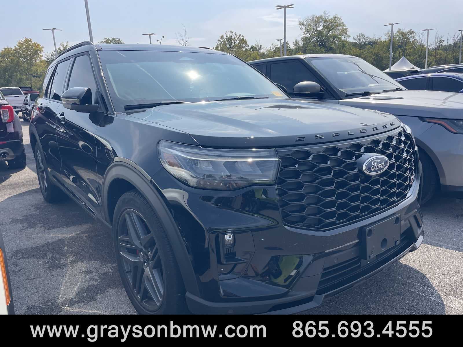 2025 Ford Explorer ST — photo 1 of 12