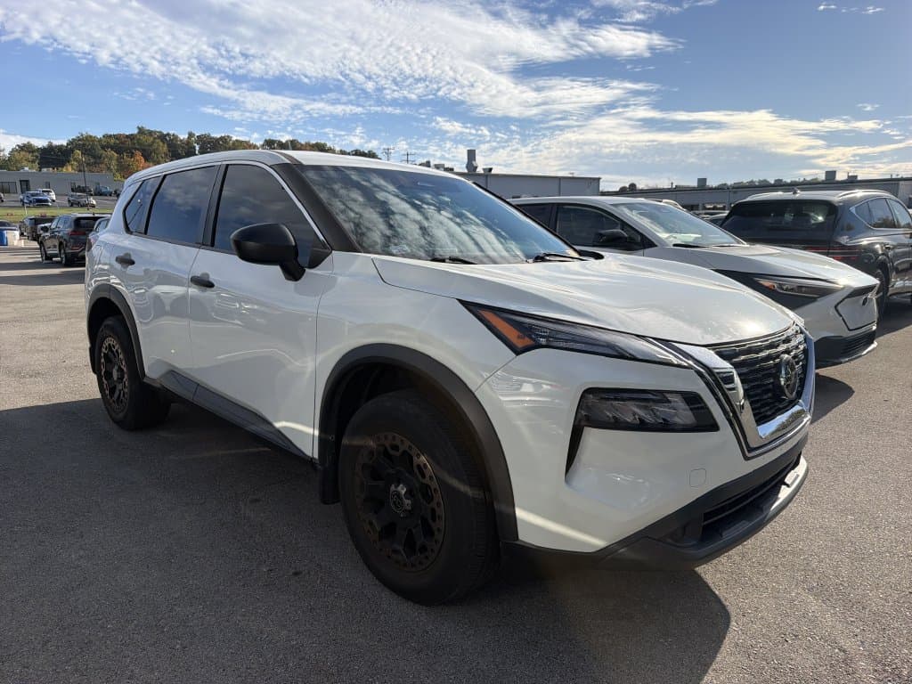 2021 Nissan Rogue S — photo 1 of 12
