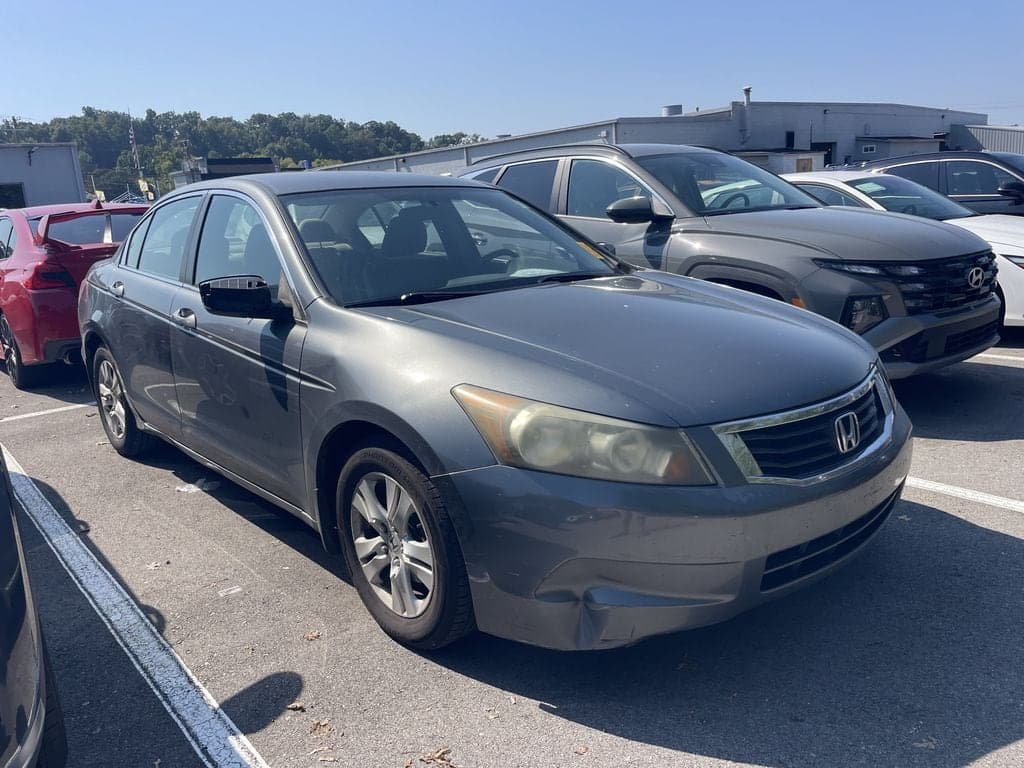 2009 Honda Accord Sdn LX-P — photo 1 of 12