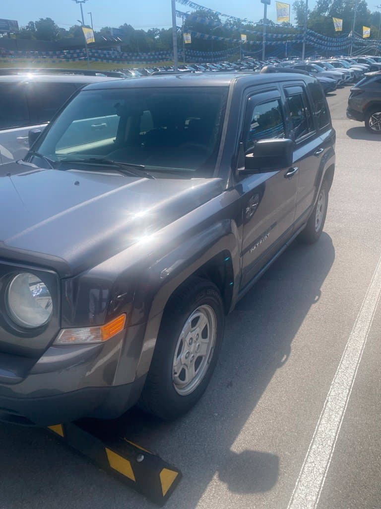 2014 Jeep Patriot Sport — photo 1 of 5