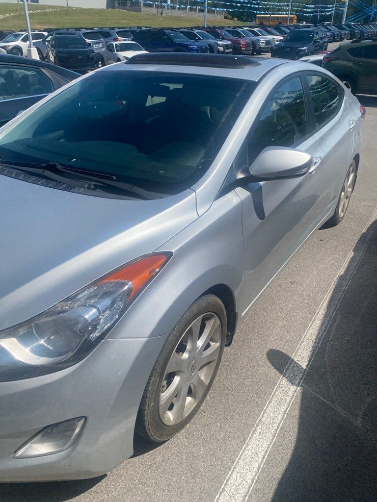 2013 Hyundai Elantra Limited — photo 1 of 5