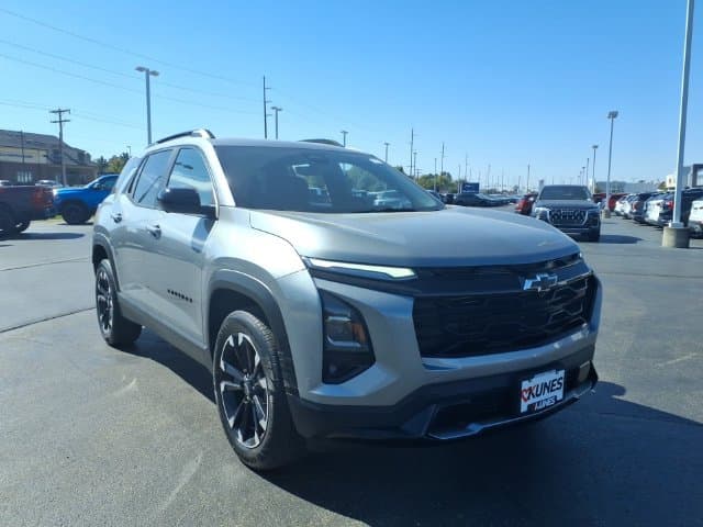 2025 Chevrolet Equinox AWD RS — photo 1 of 25