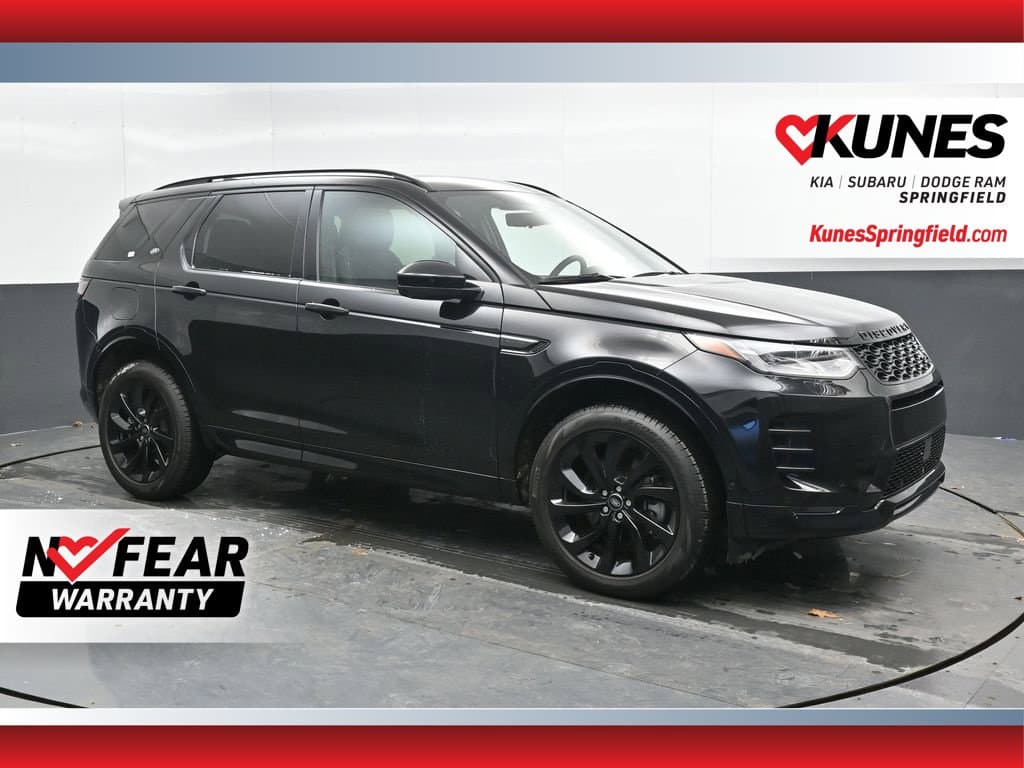 2025 Land Rover Discovery Sport Dynamic SE — photo 1 of 43