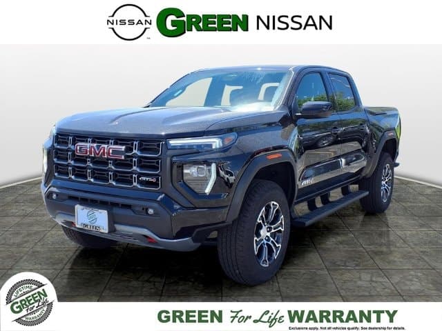 2025 GMC Canyon 4WD AT4 — photo 1 of 19