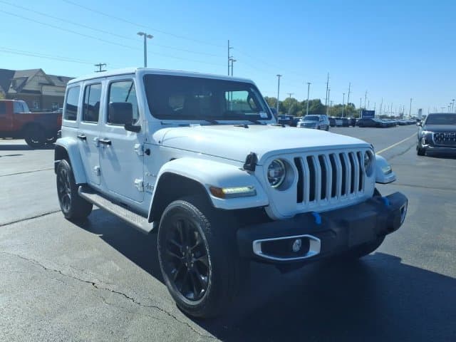 2022 Jeep Wrangler Base — photo 1 of 25