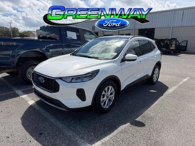 2023 Ford Escape Active — photo 1 of 26