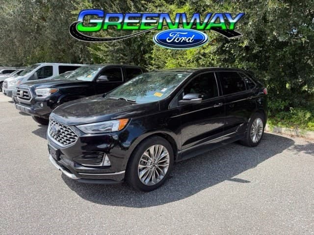 2022 Ford Edge Titanium — photo 1 of 26