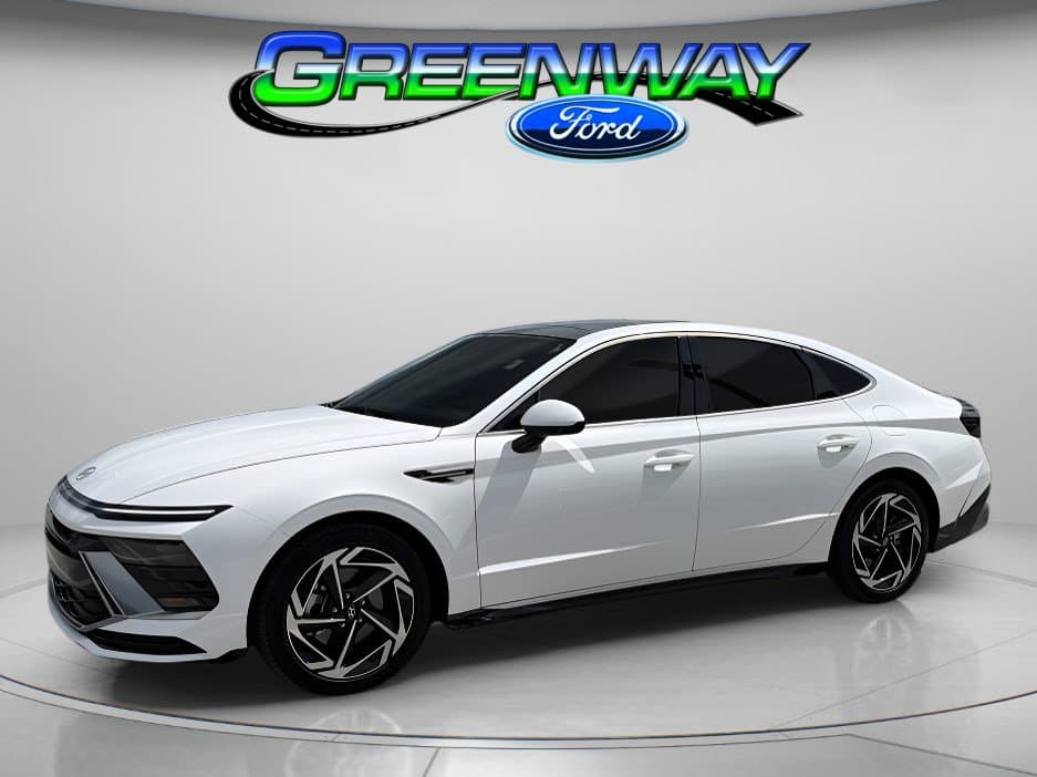 2024 Hyundai Sonata SEL — photo 1 of 51