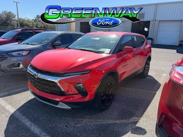 2025 Chevrolet Blazer LT — photo 1 of 23