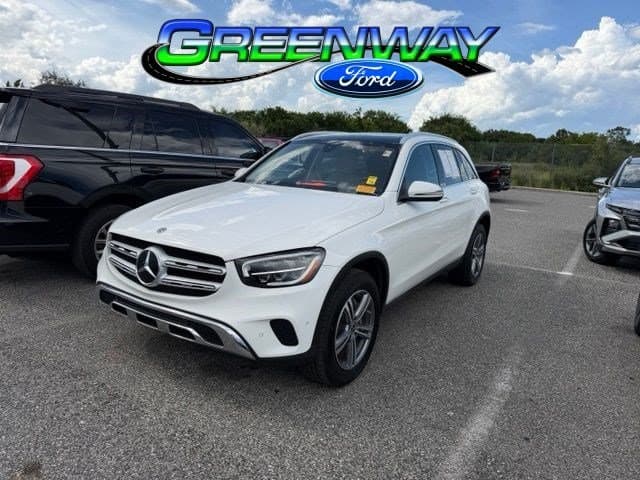 2021 Mercedes-Benz GLC GLC 300 — photo 1 of 26