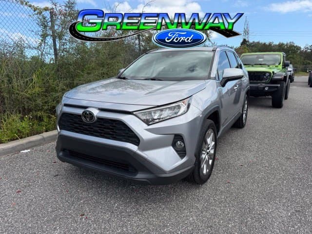 2020 Toyota RAV4 XLE Premium — photo 1 of 23