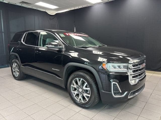2023 GMC Acadia SLE — photo 1 of 17