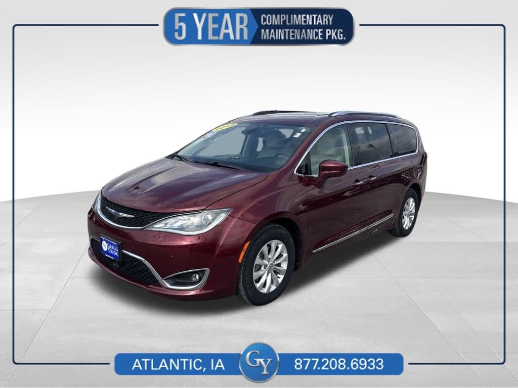 2018 Chrysler Pacifica Touring L Plus — photo 1 of 47