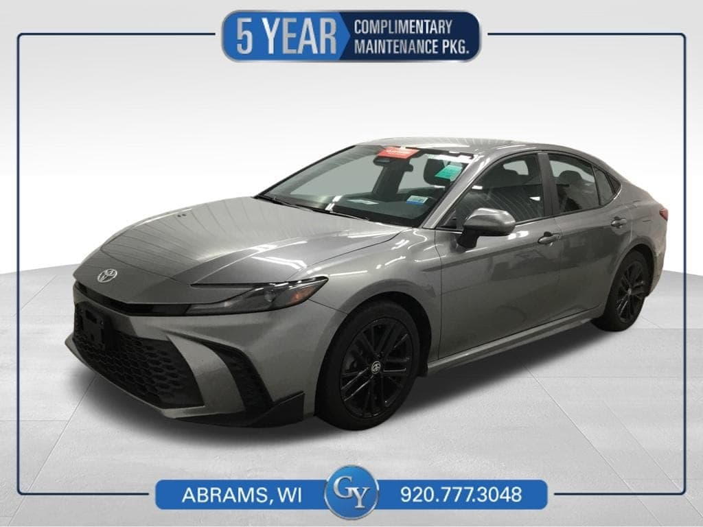 2025 Toyota Camry Base — photo 1 of 40