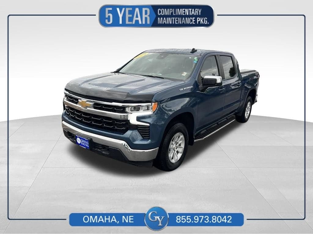 2024 Chevrolet Silverado 1500 LT — photo 1 of 45