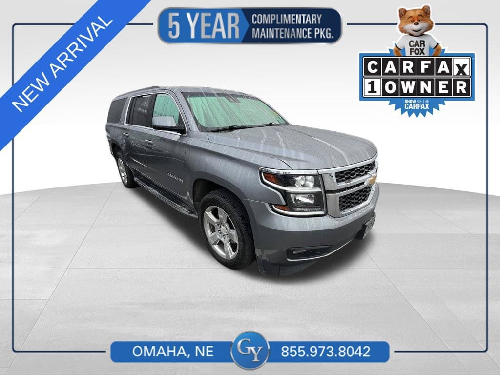 2020 Chevrolet Suburban LT — photo 1 of 4