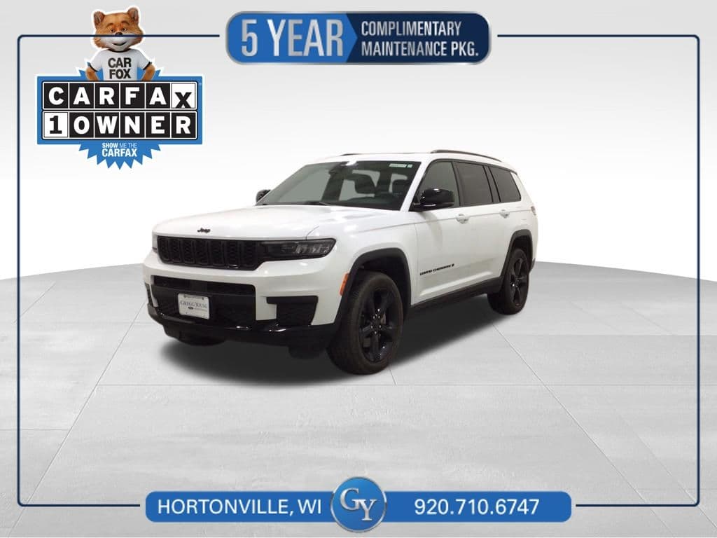 2023 Jeep Grand Cherokee Laredo — photo 1 of 35