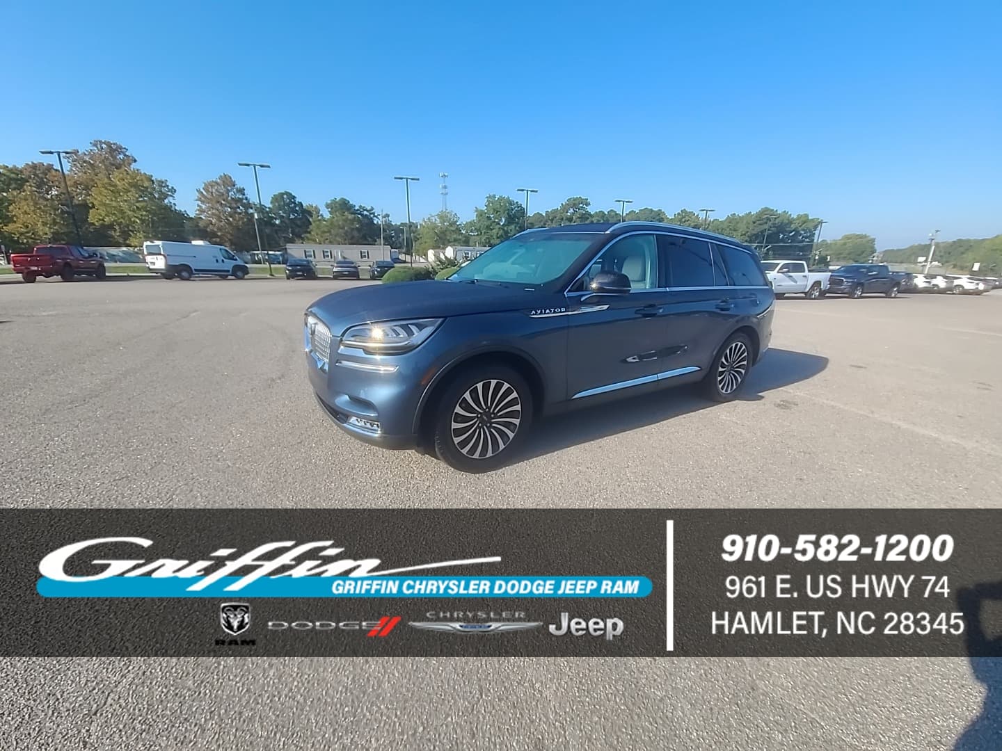 2020 Lincoln Aviator Reserve — photo 1 of 40