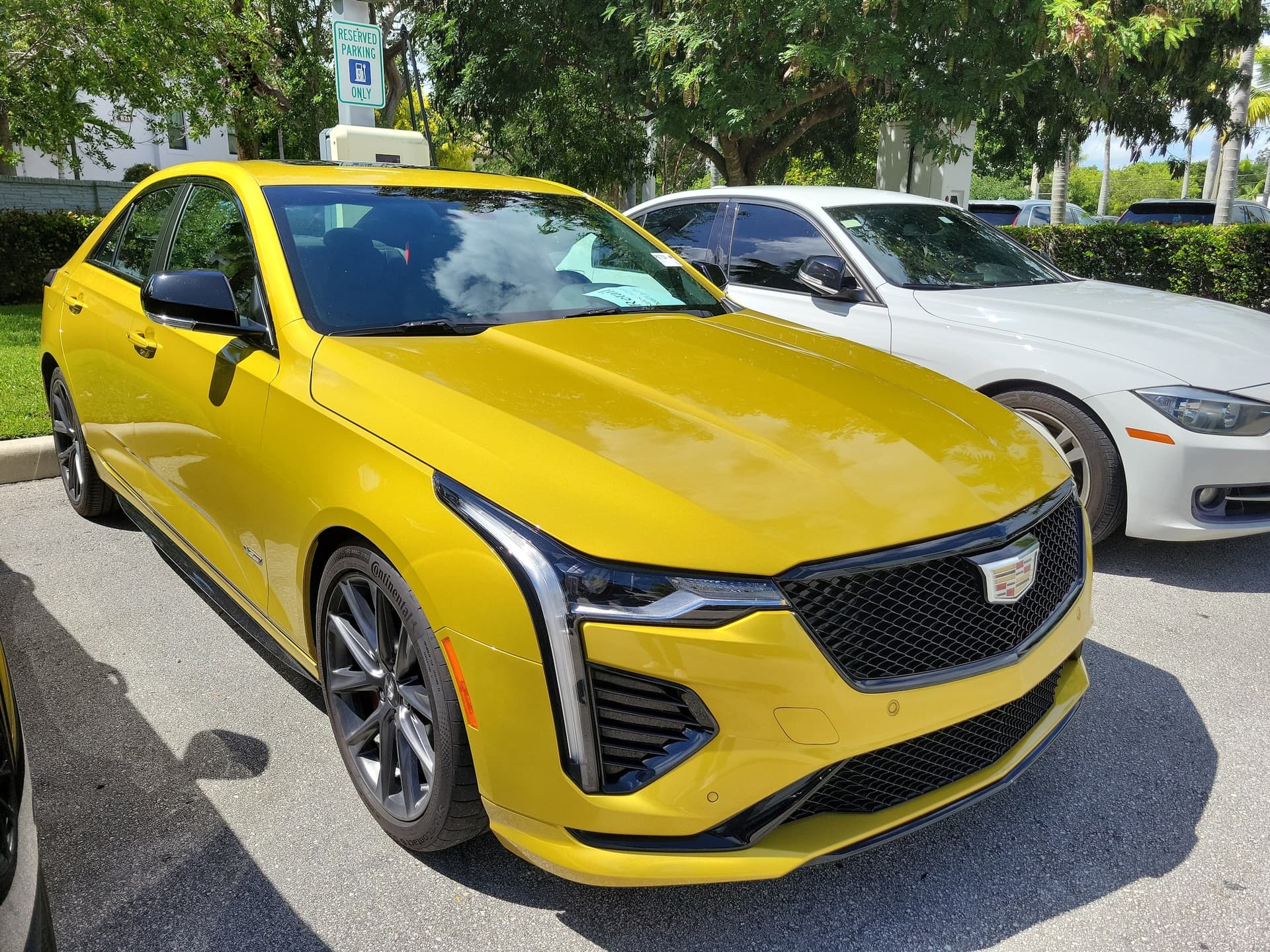 2024 Cadillac CT4-V Base — photo 1 of 4