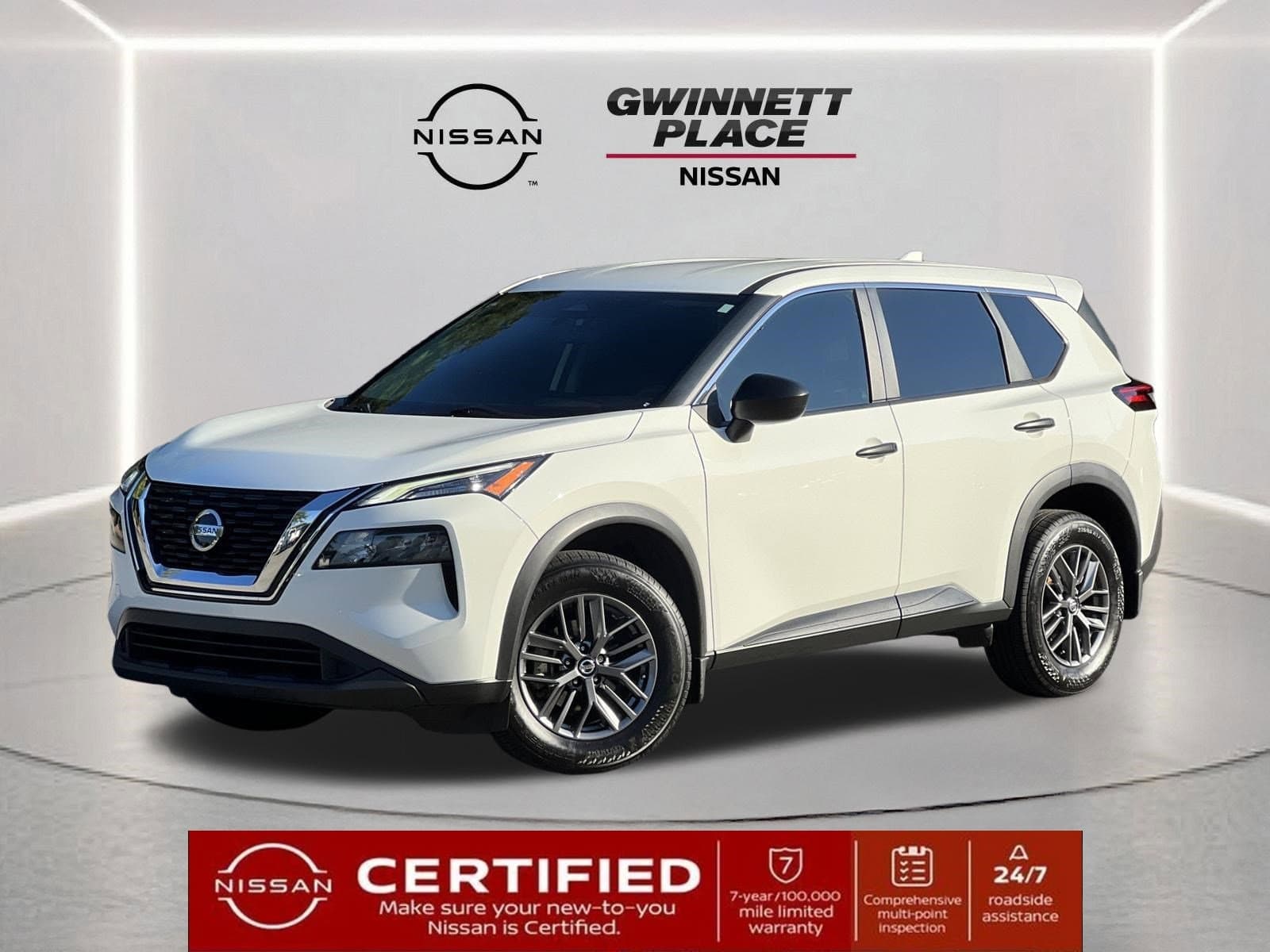 2021 Nissan Rogue S — photo 1 of 32