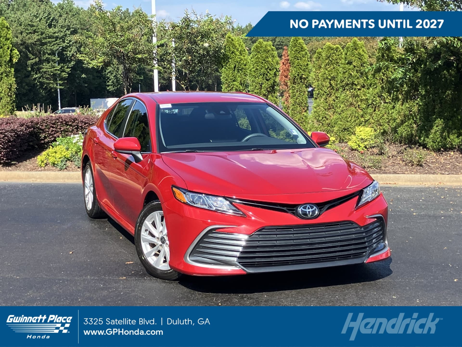 2023 Toyota Camry LE — photo 1 of 37