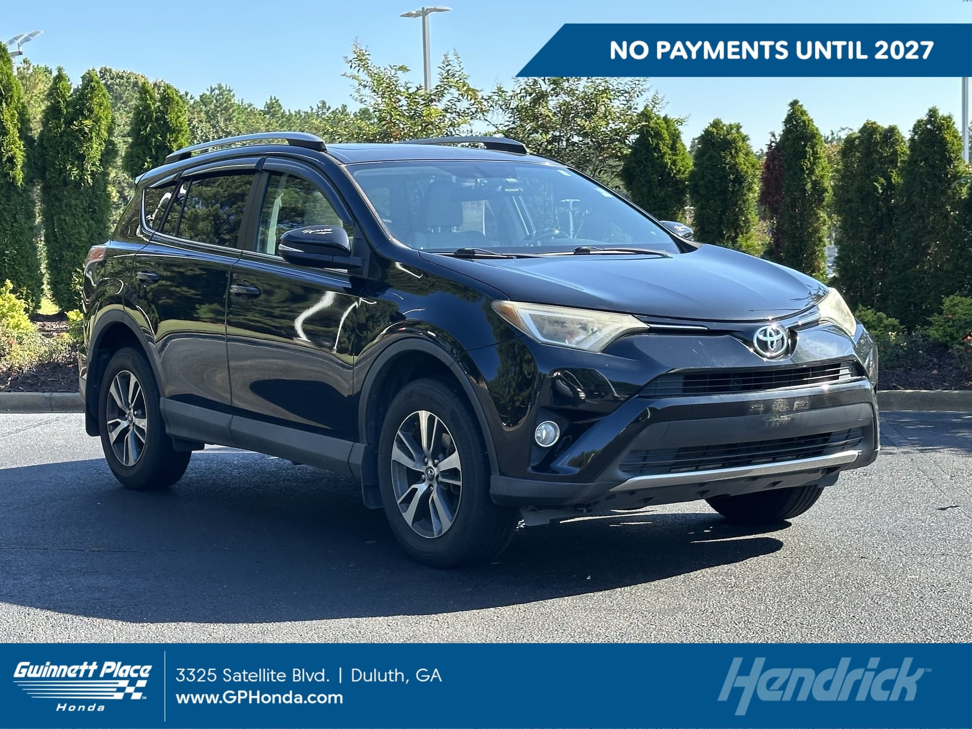 2016 Toyota RAV4 XLE — photo 1 of 14