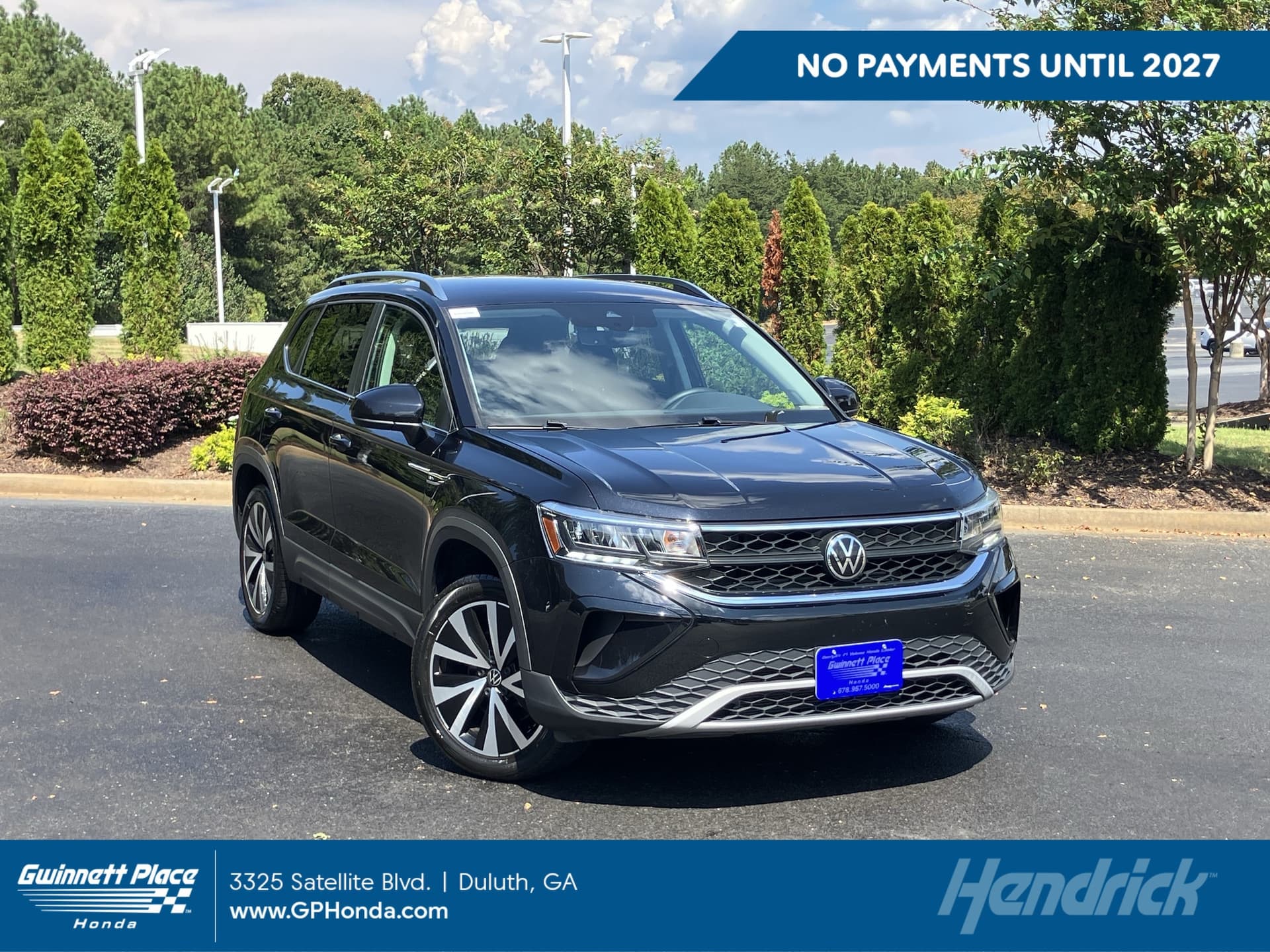 2023 Volkswagen Taos SE — photo 1 of 39