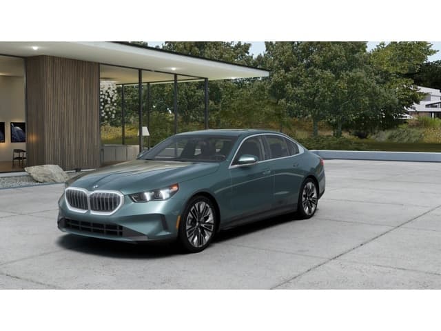 2027 BMW 5 Series 530i — photo 1 of 14
