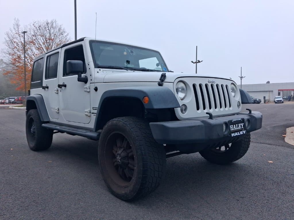 2014 Jeep Wrangler Sport — photo 1 of 11