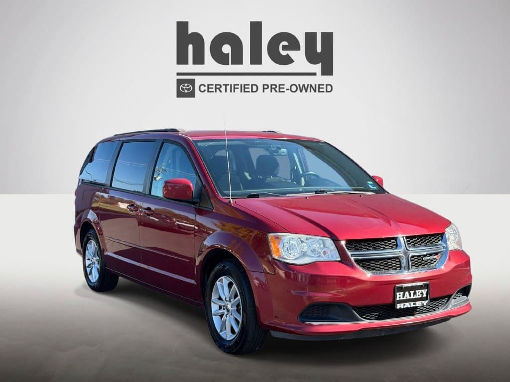 2016 Dodge Grand Caravan SXT — photo 1 of 24