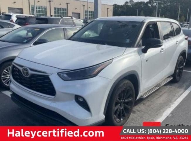 2023 Toyota Highlander LE — photo 1 of 7