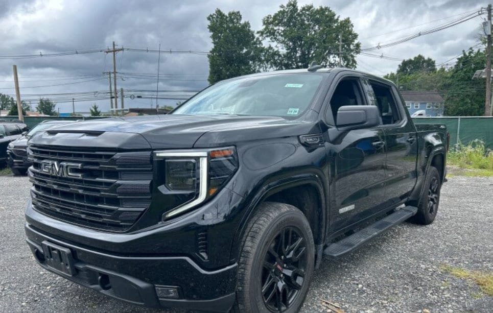 2023 GMC Sierra 1500 Elevation — photo 1 of 5