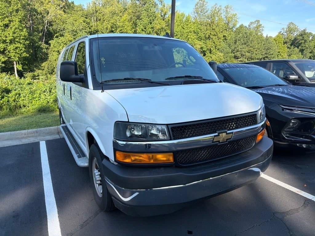 2025 Chevrolet Express Cargo Van Base — photo 1 of 5