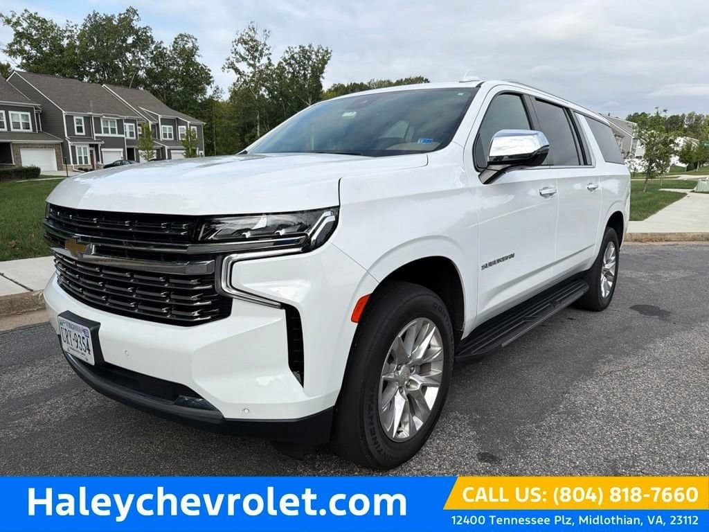2023 Chevrolet Suburban Premier — photo 1 of 17