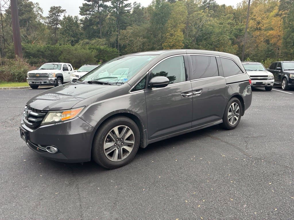 2015 Honda Odyssey Touring Elite — photo 1 of 16