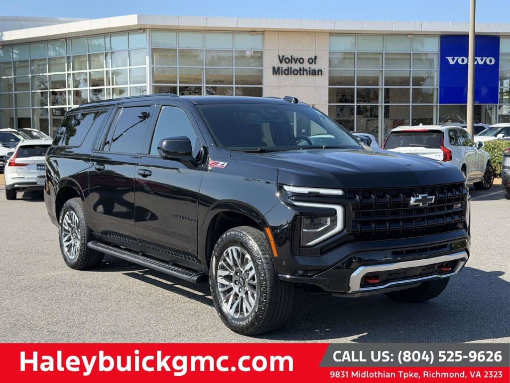2025 Chevrolet Suburban Z71 — photo 1 of 26