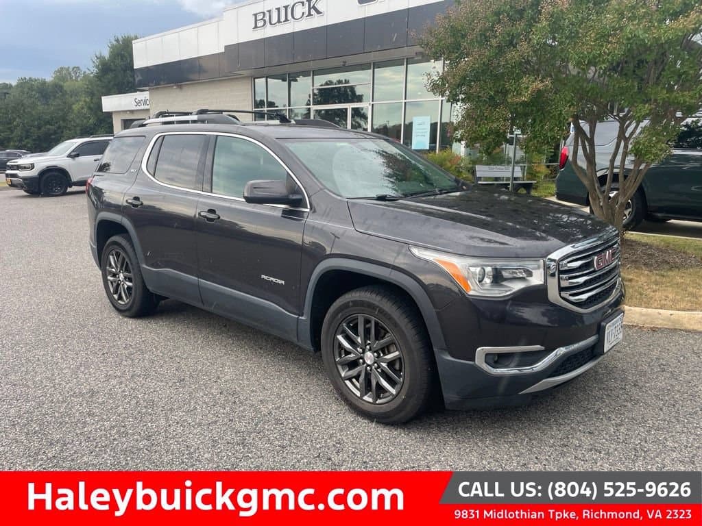 2017 GMC Acadia SLT — photo 1 of 9