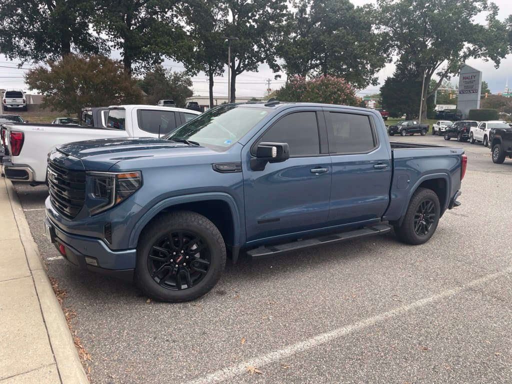 2026 GMC Sierra 1500 Elevation — photo 1 of 8
