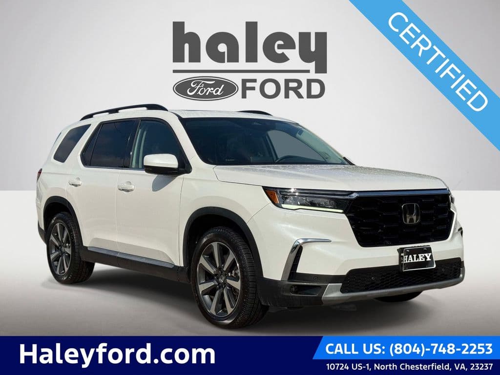 2024 Honda Pilot Touring — photo 1 of 29