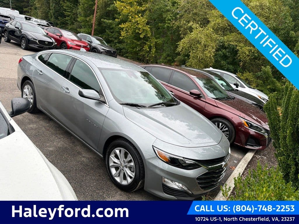 2025 Chevrolet Malibu LT — photo 1 of 4