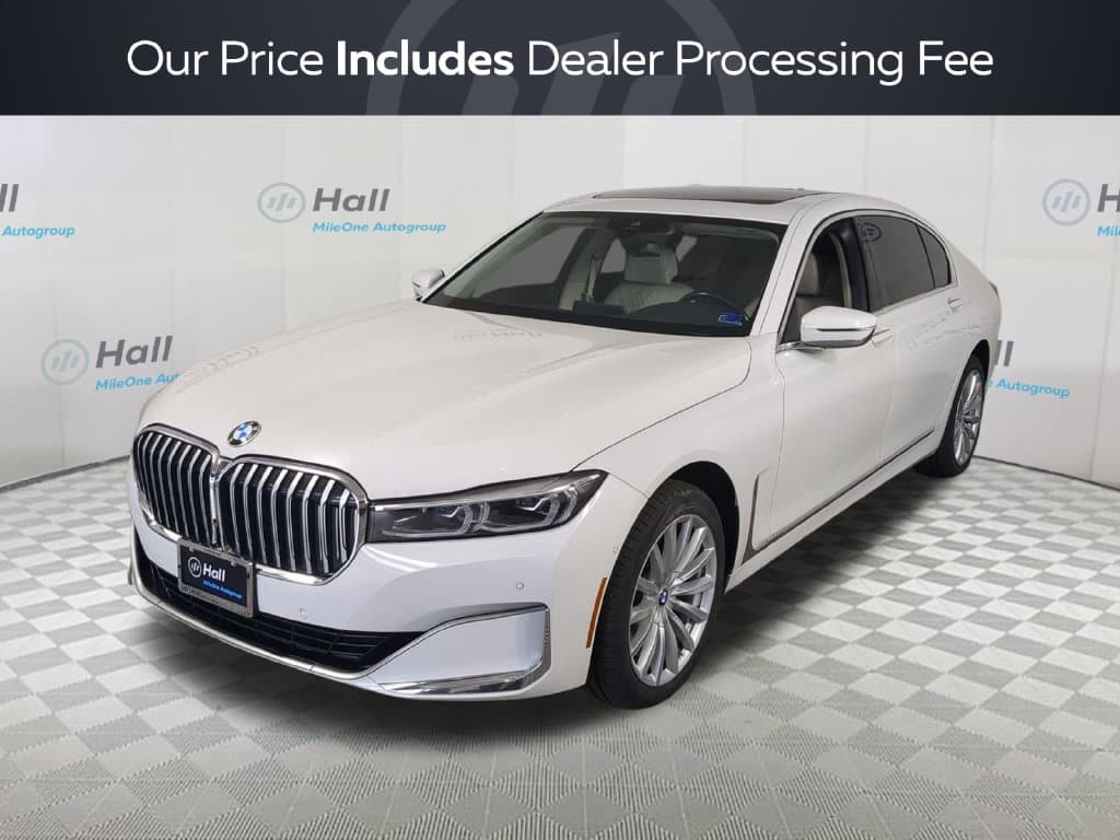 2022 BMW 7 Series 740i xDrive — photo 1 of 31