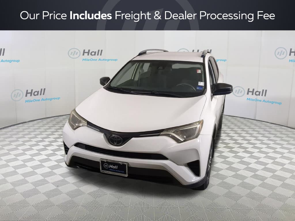 2018 Toyota RAV4 LE — photo 1 of 30