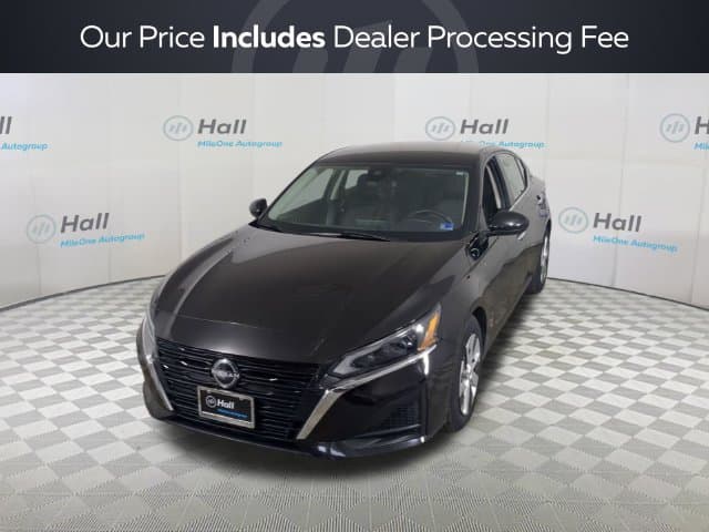 2023 Nissan Altima 2.5 S — photo 1 of 30