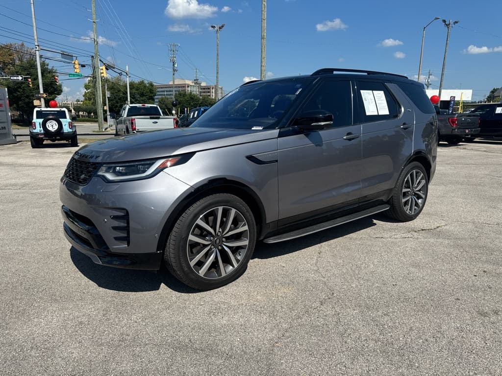 2023 Land Rover Discovery S R-Dynamic — photo 1 of 35