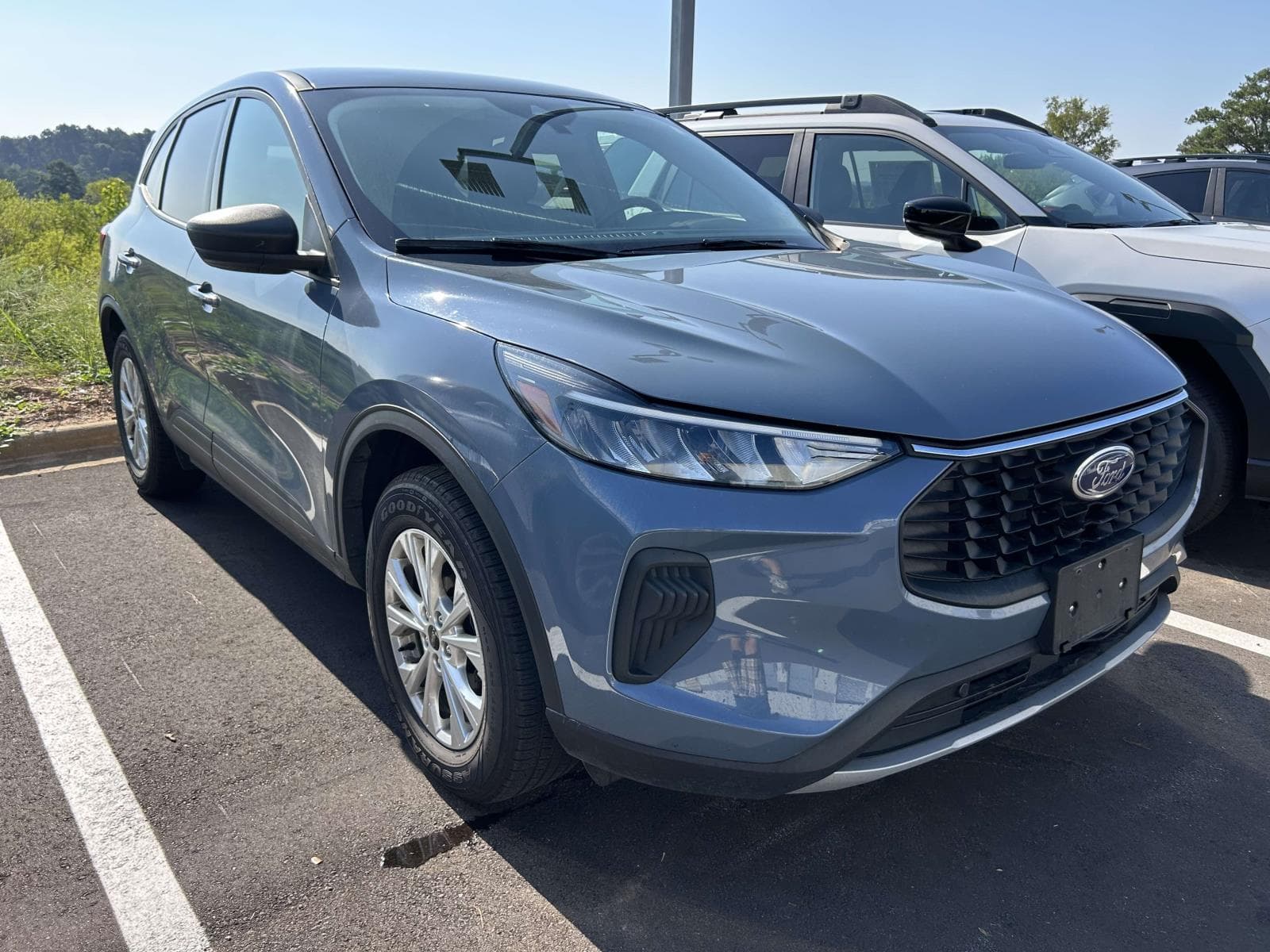 2025 Ford Escape Active — photo 1 of 2